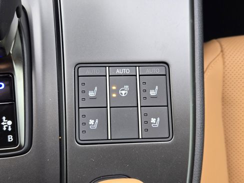 New 2025 Lexus UX 300h FWD image 14