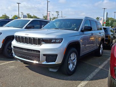 New 2025 Jeep Grand Cherokee L Laredo w/ Luxury Tech Group I