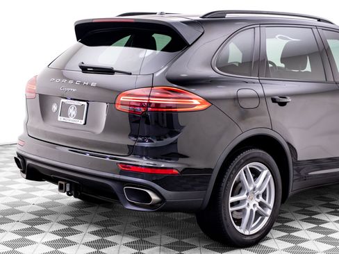Used 2015 Porsche Cayenne Diesel AWD/4WD image 32
