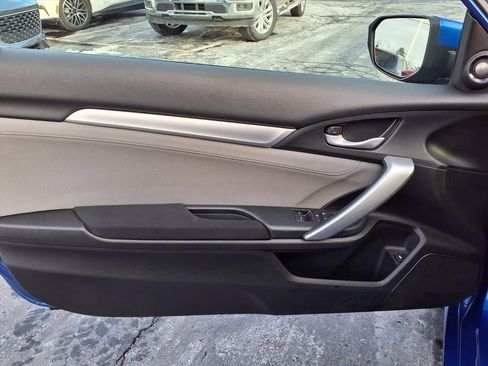 Used 2017 Honda Civic EX-T image 9