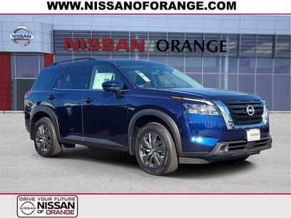 New 2025 Nissan Pathfinder SV
