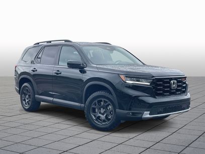 New 2025 Honda Pilot TrailSport