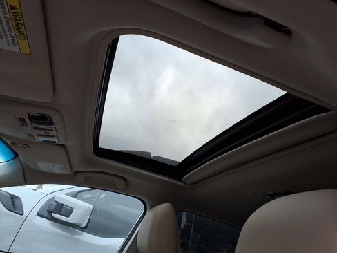 Used 2016 Subaru Outback 2.5i Limited image 7