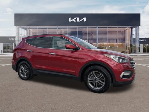 Used 2017 Hyundai Santa Fe Sport image 1