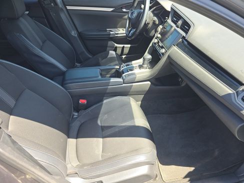 Used 2019 Honda Civic Sport image 22
