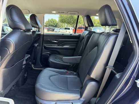 Certified 2024 Toyota Grand Highlander AWD image 26