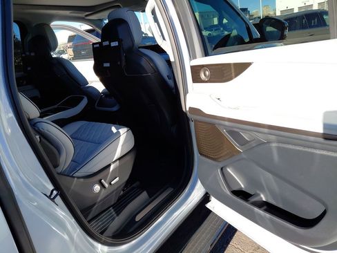 New 2025 Lincoln Navigator L Black Label image 30