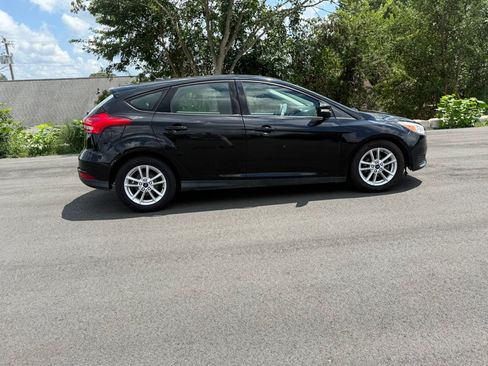 Used 2016 Ford Focus SE FWD image 6