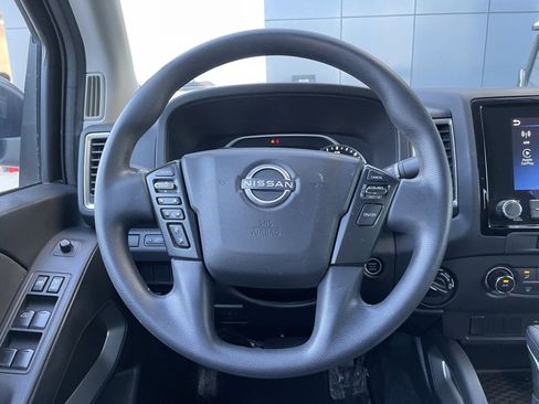 Certified 2024 Nissan Frontier SV image 15