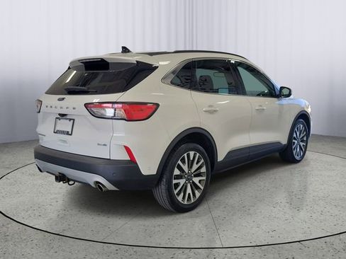 Certified 2020 Ford Escape Titanium AWD/4WD image 2