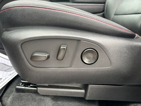 Used 2024 Chevrolet Traverse Z71 w/ Enhanced Driving Package image 15