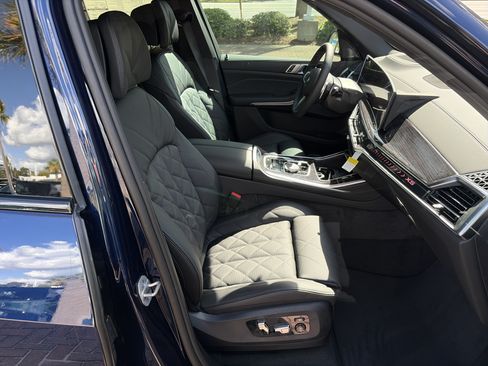 Used 2026 BMW X5 xDrive50e w/ M Sport Package AWD/4WD image 15