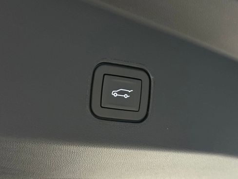 New 2026 Cadillac Lyriq Sport image 43