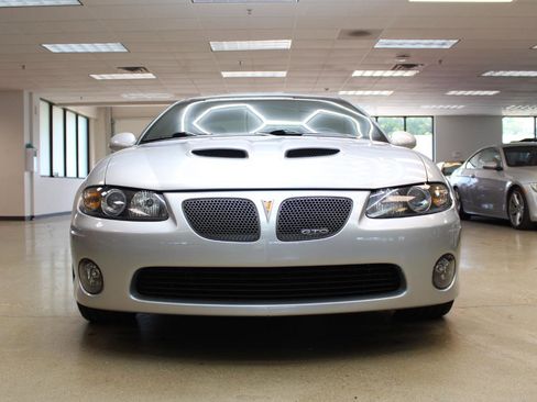 Used 2005 Pontiac GTO RWD image 17
