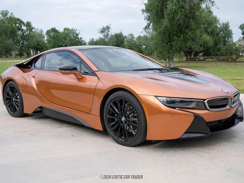 Used 2019 BMW i8 Coupe AWD/4WD image 12