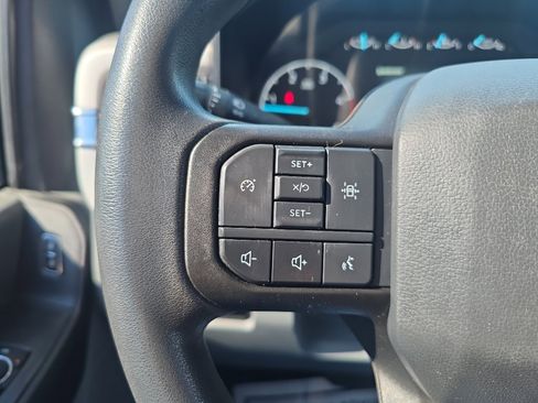 Used 2023 Ford F550 4x4 Crew Cab Super Duty image 16