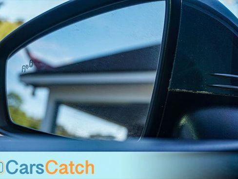 Used 2019 Volkswagen Tiguan SE image 29