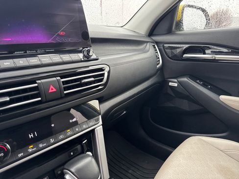 Used 2023 Kia Seltos SX w/ SX Sunroof Package image 25