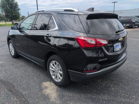 Used 2018 Chevrolet Equinox LT w/ Sun & Infotainment Package AWD/4WD image 3