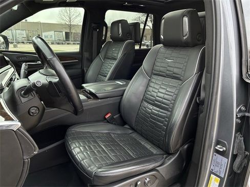 Used 2021 Cadillac Escalade Sport Platinum w/ LPO, ONYX Package image 28