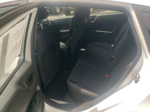 Used 2018 Ford Fiesta SE w/ Cold Weather Package FWD image 12