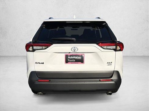 Used 2025 Toyota RAV4 XLE w/ Convenience Package AWD/4WD image 6