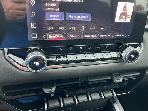 New 2026 GMC Canyon Elevation w/ Convenience Package image 24