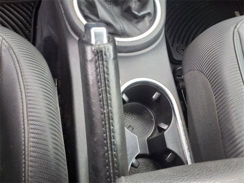 Used 2014 Volkswagen Beetle 2.5 image 17