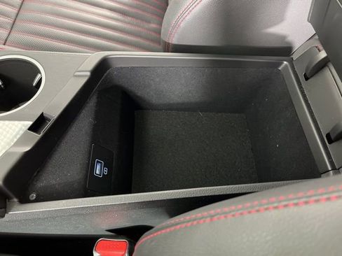 Used 2023 Genesis G70 3.3T w/ Sport Advanced Package image 30