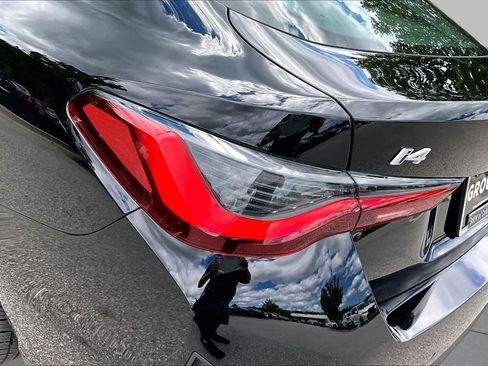 Certified 2023 BMW i4 eDrive35 w/ Premium Package RWD image 29