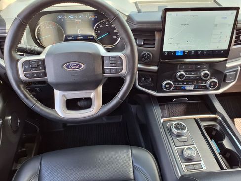 Certified 2024 Ford Expedition Max XLT AWD/4WD image 12