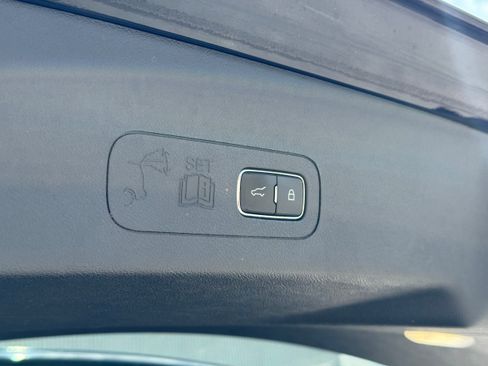 Used 2022 Lincoln Aviator Reserve w/ Equipment Group 201A RWD image 31