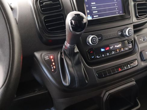 Used 2022 RAM ProMaster 3500 w/ Convenience Group FWD image 6