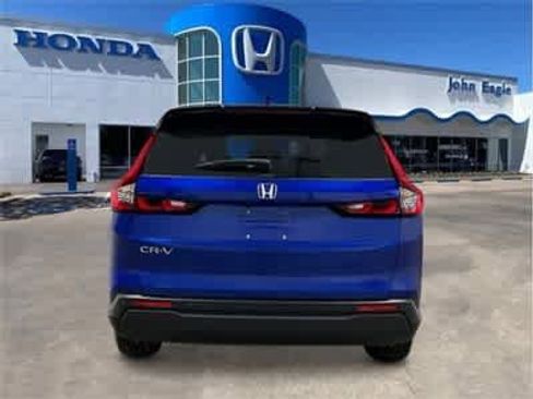 Used 2025 Honda CR-V EX-L image 4