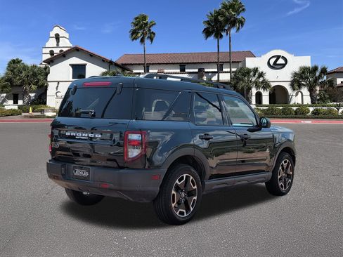 Used 2023 Ford Bronco Sport Outer Banks w/ Tech Package AWD/4WD image 2