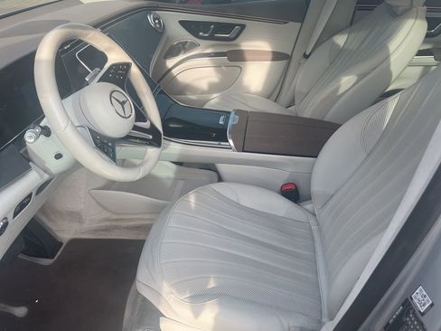 Used 2023 Mercedes-Benz EQS 450+ SUV image 8