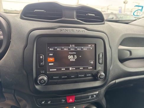 Used 2016 Jeep Renegade Limited w/ Safety & Security Group image 12