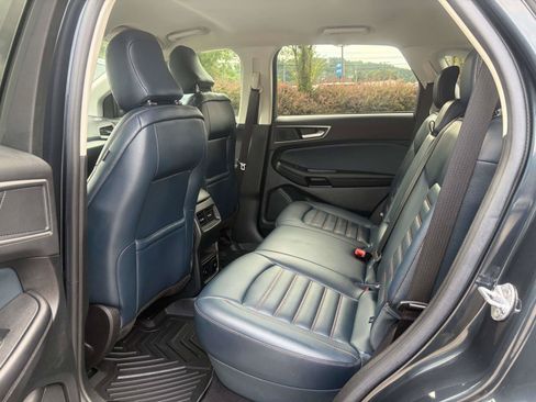 Used 2023 Ford Edge SEL w/ Sport Appearance Package AWD/4WD image 3