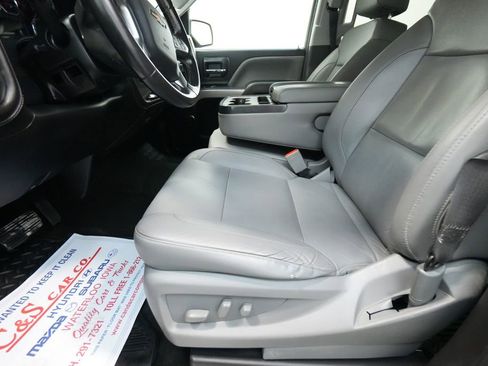 Used 2018 Chevrolet Silverado 1500 LTZ Z71 image 16