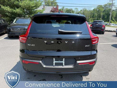 New 2026 Volvo XC40 B5 Plus w/ Protection Package Premier AWD/4WD image 7