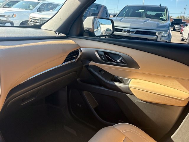 Used 2023 Chevrolet Traverse Premier w/ LPO, Floor Liner Package AWD/4WD image 21