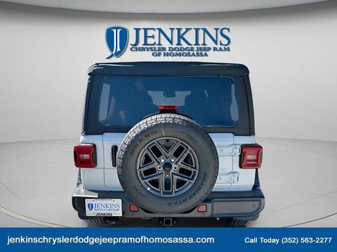 New 2025 Jeep Wrangler Sport S image 4