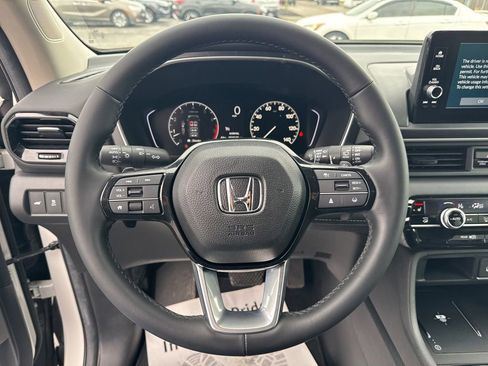 Certified 2025 Honda Pilot EX-L image 14