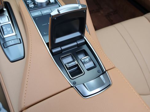 Used 2021 Lexus LC 500 Convertible w/ Touring Package RWD image 31
