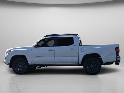 Used 2023 Toyota Tacoma SR5 RWD image 16