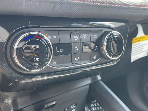 Used 2026 Chevrolet TrailBlazer RS w/ Convenience Package FWD image 12