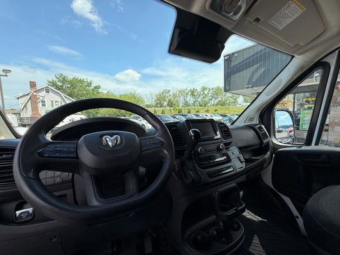 Used 2023 RAM ProMaster 2500 FWD image 12