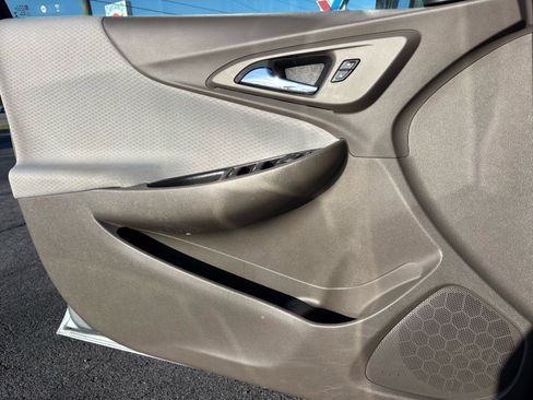 Used 2024 Chevrolet Malibu LT image 7