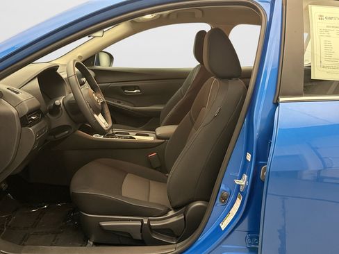 Used 2023 Nissan Sentra SV w/ All-Weather Package FWD image 11