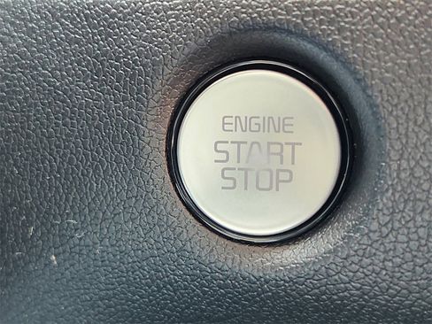 New 2025 Kia Sorento X-Line EX image 17